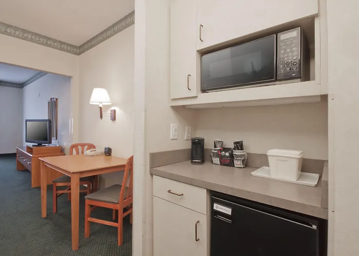 Baymont By Wyndham North 4*