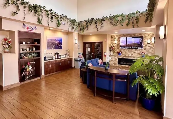 Baymont By Wyndham North Phoenix