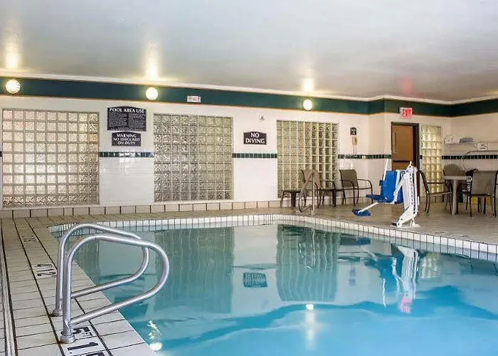 Baymont By Wyndham North Hotel 4*